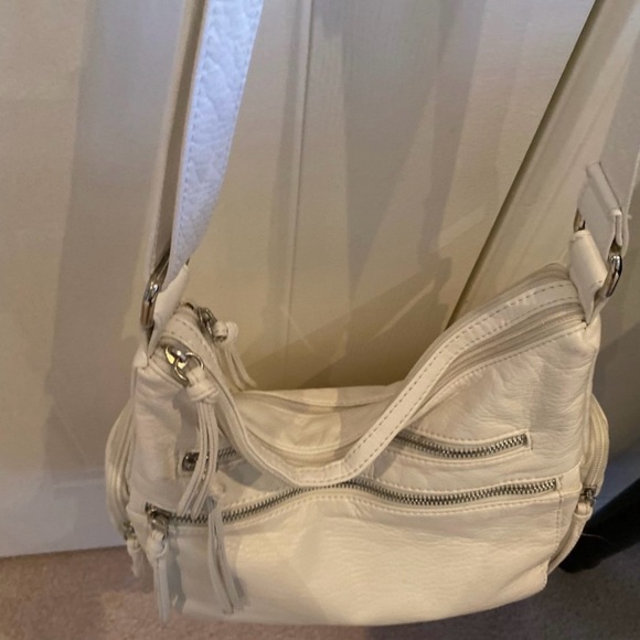 Kate & Mel White Shoulder Bag - Picture 4 of 12